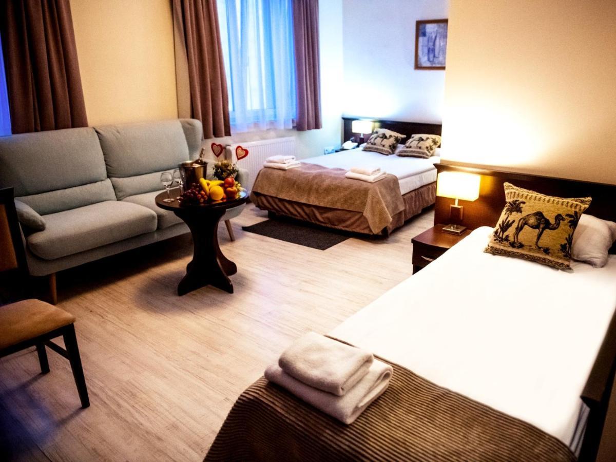 Hotel Feniks Gniezno Eksteriør bilde