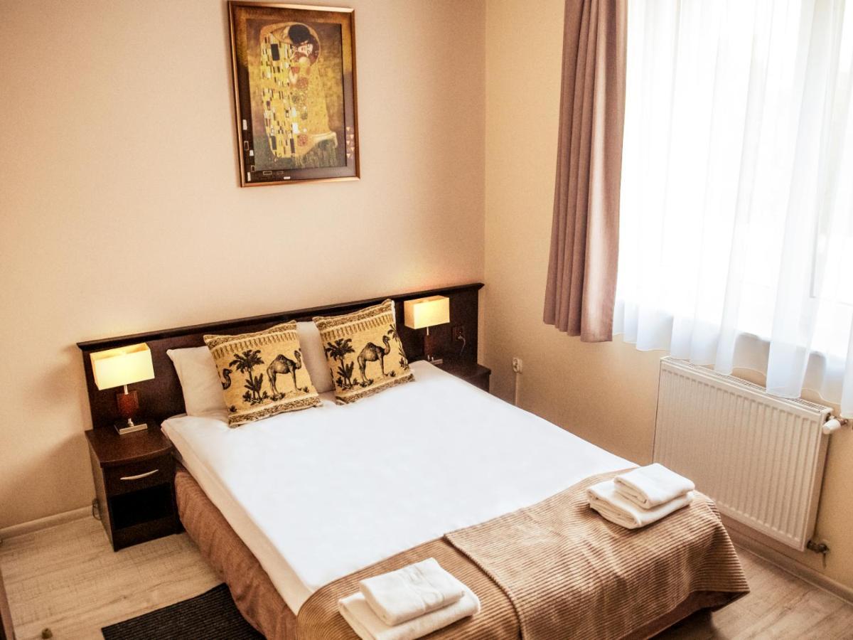 Hotel Feniks Gniezno Eksteriør bilde