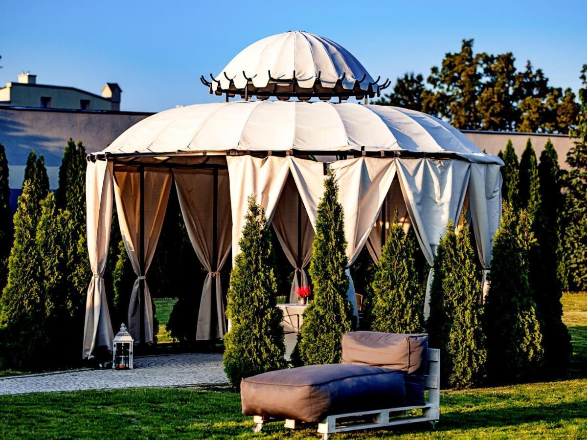 Hotel Feniks Gniezno Eksteriør bilde