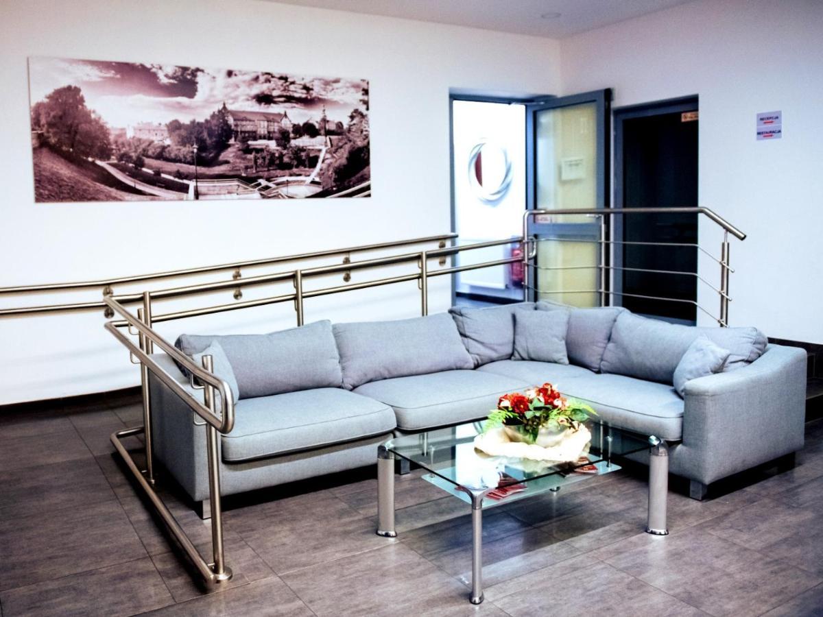 Hotel Feniks Gniezno Eksteriør bilde